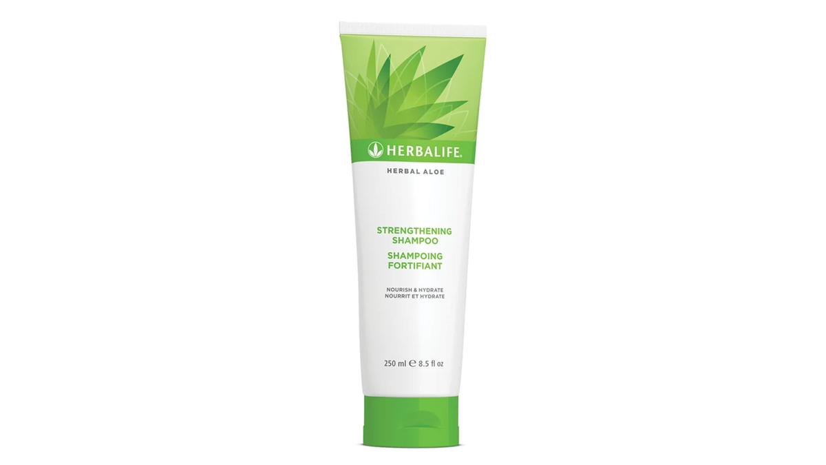 Herbal Aloe Strengthening Shampoo 250 mL